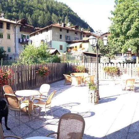 Albergo Garni Cavento Pinzolo Kültér fotó