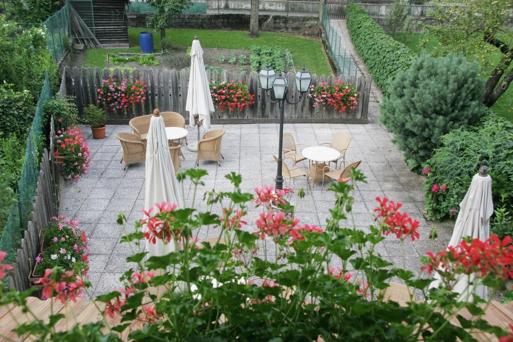 Albergo Garni Cavento Pinzolo Kültér fotó
