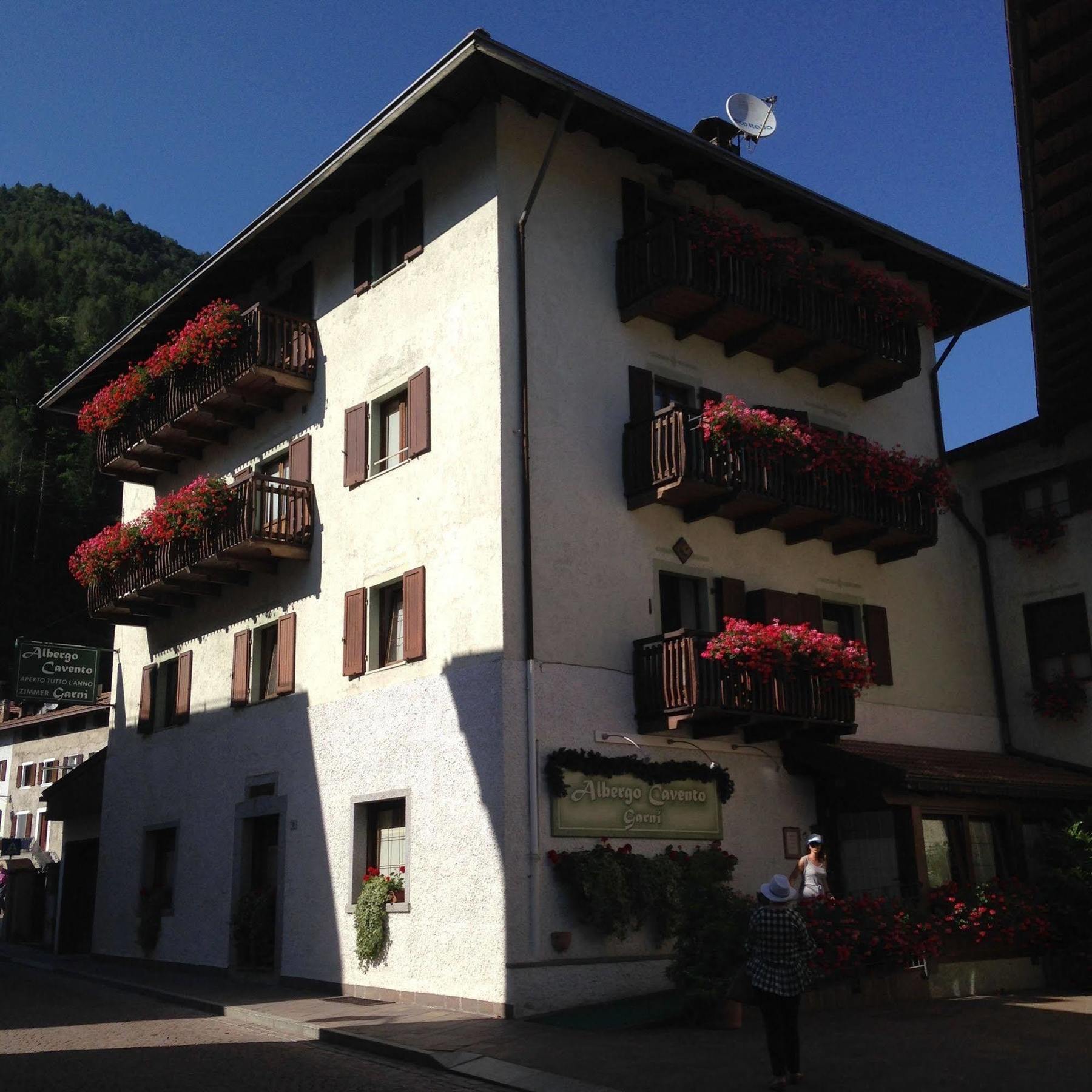 Albergo Garni Cavento Pinzolo Kültér fotó