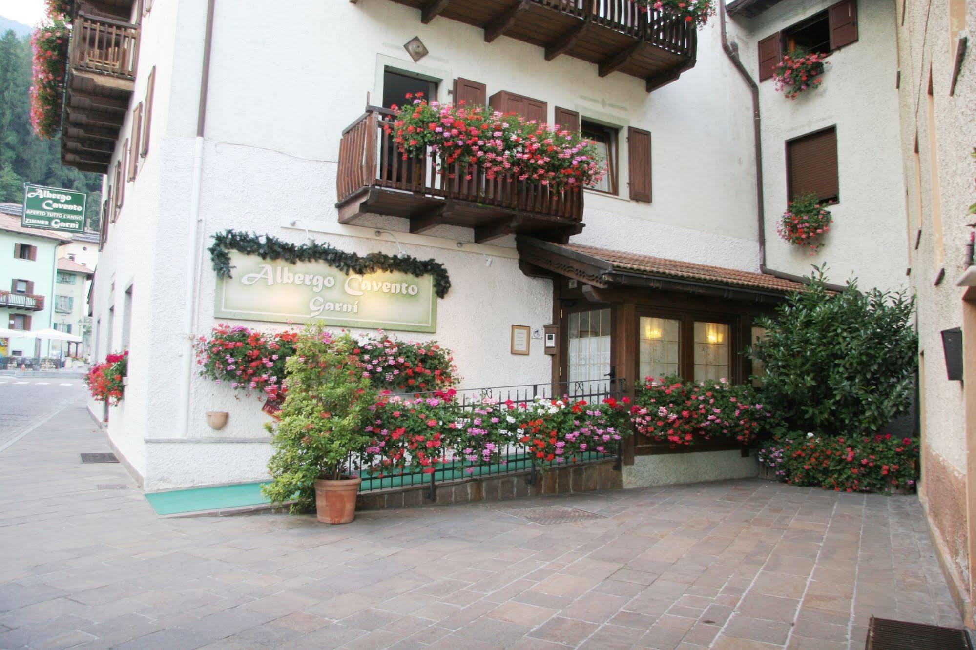 Albergo Garni Cavento Pinzolo Kültér fotó